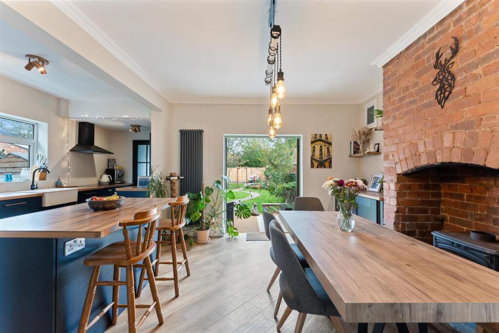 Kitchen Diner