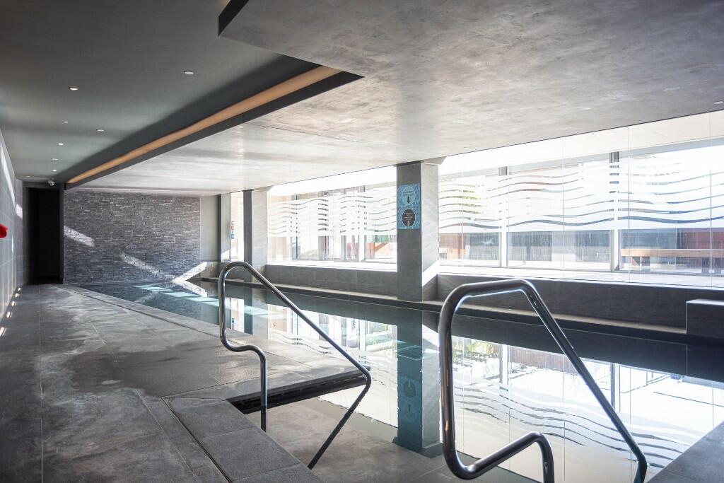 With Jacuzzi
