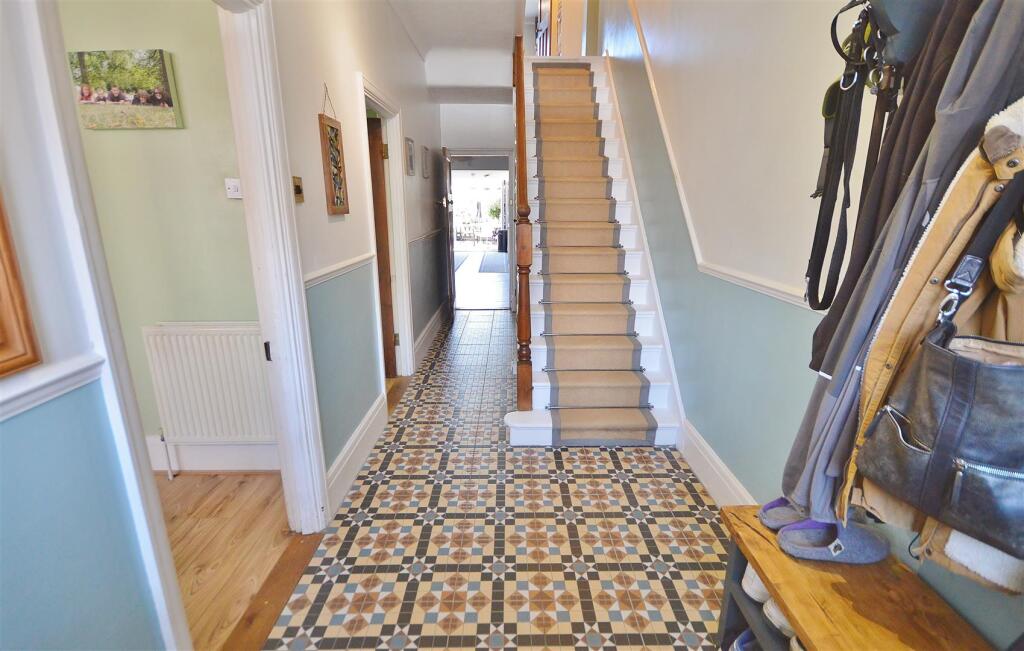 ENTRANCE HALLWAY