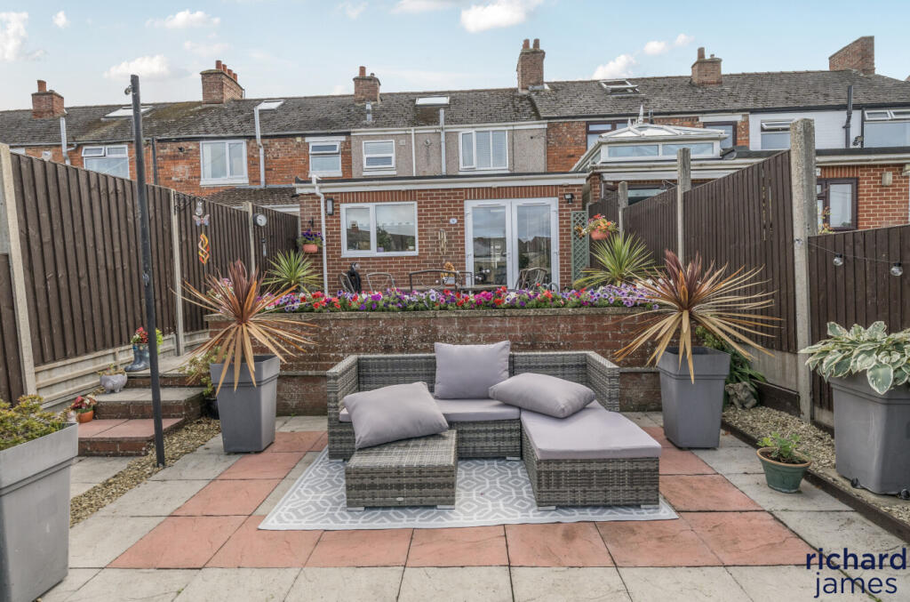 682bdd03b4824fd687536a9dff1583b6