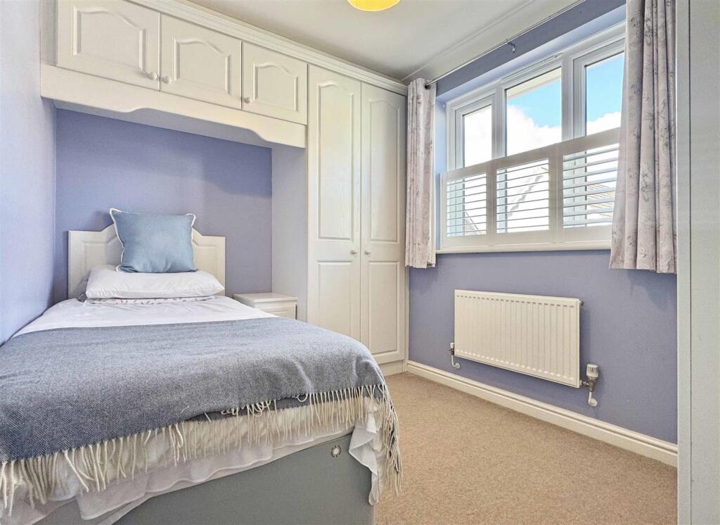 Bedroom 2.jpg