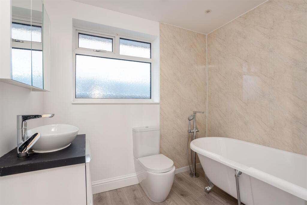 25 Manor Farm Road-7.jpg