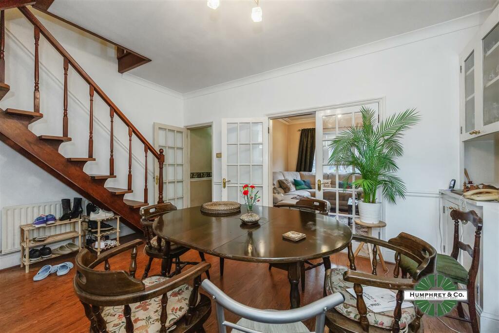 2   Brookdale Road -006.jpg