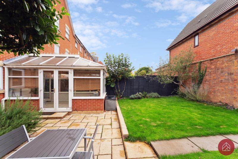 Conservatory to Rear Garden