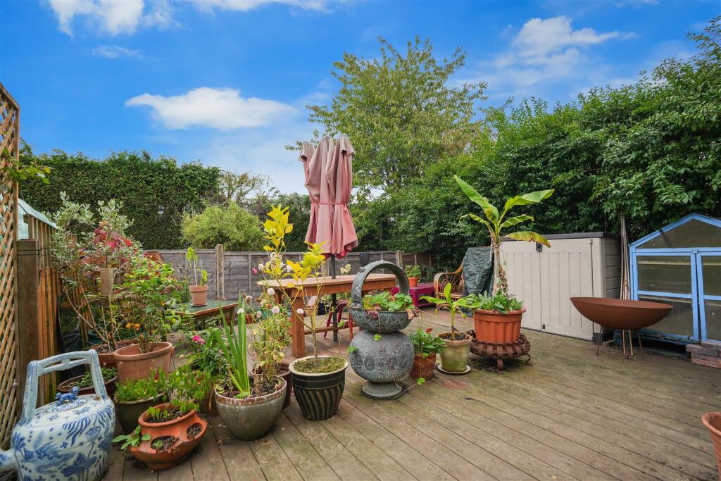 GARDEN