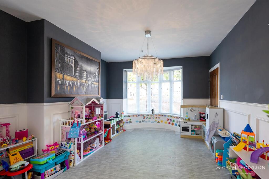 Dykelands Road-21.jpg