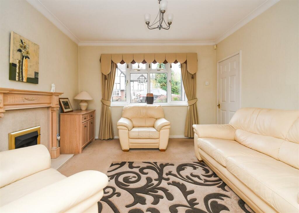 66 York Avenue - Lounge RevA.jpg