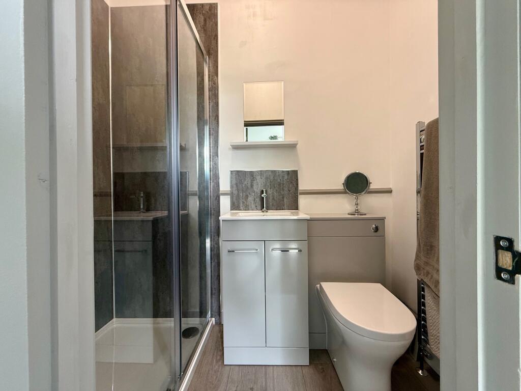 En-suite Bathroom