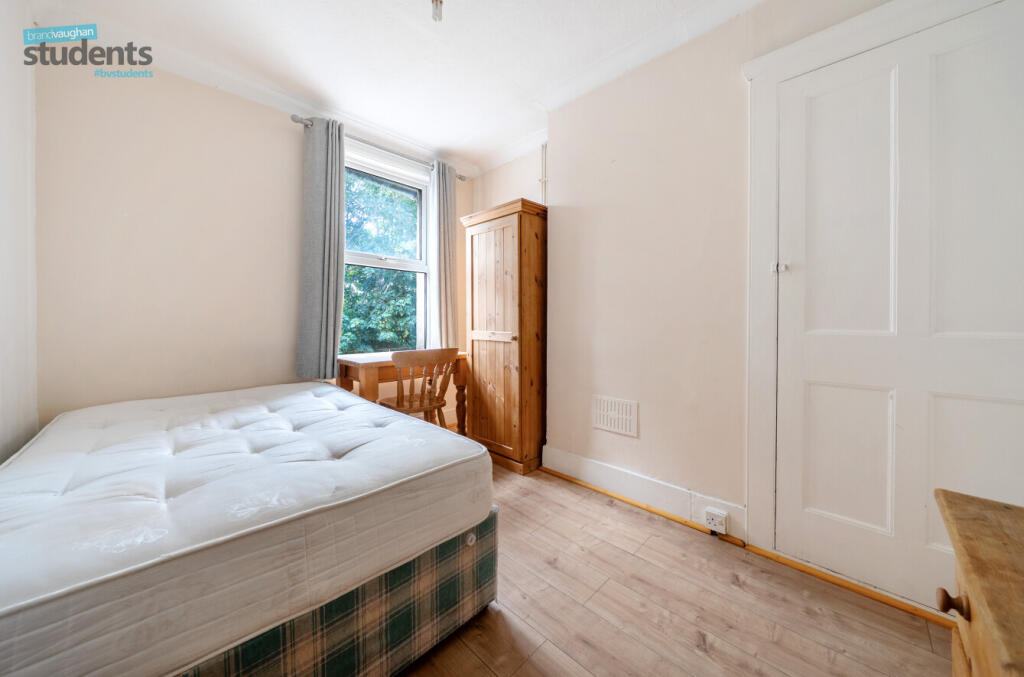 edf99320-d76f-4f8...