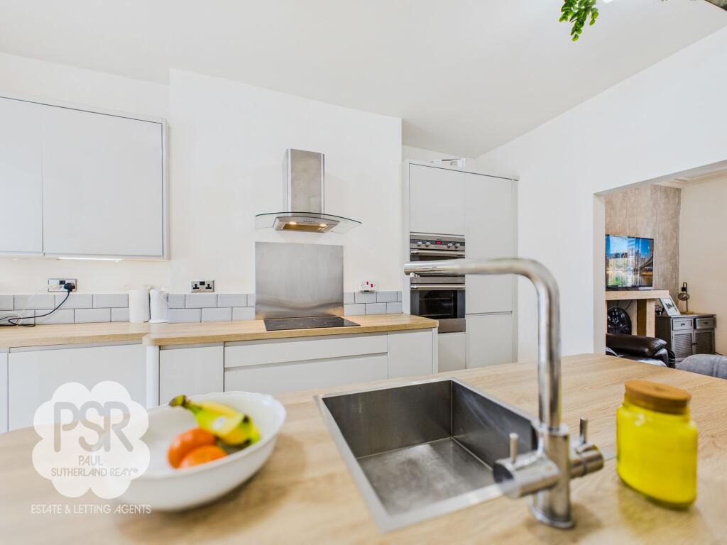 Kitchen Diner - Cooking Area
