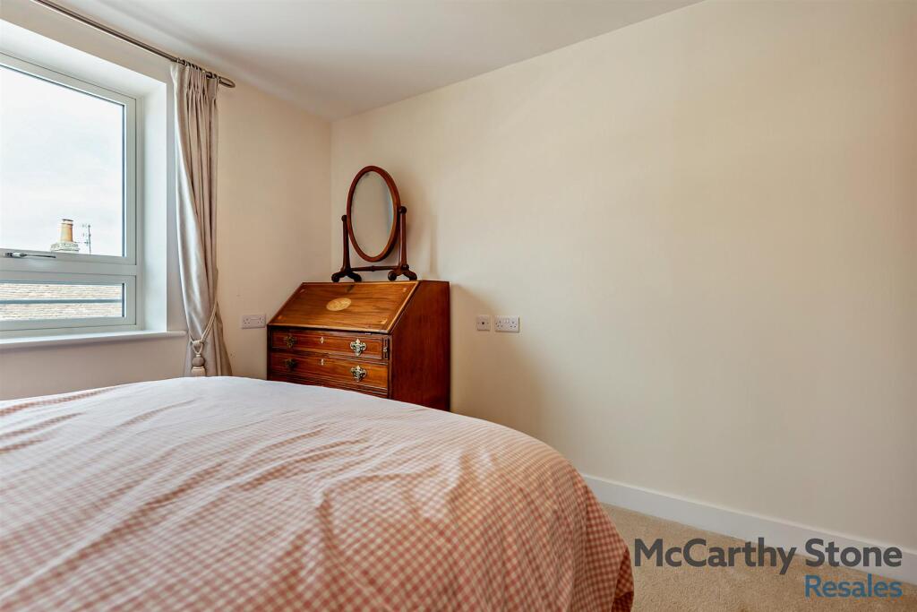 8641473-interior11-800.jpg