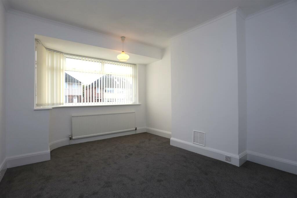 56 Applesham Avenue Bed 1 (1).JPG