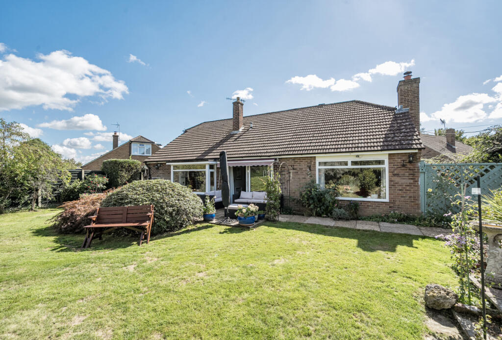 1346778-6-68bb30c...