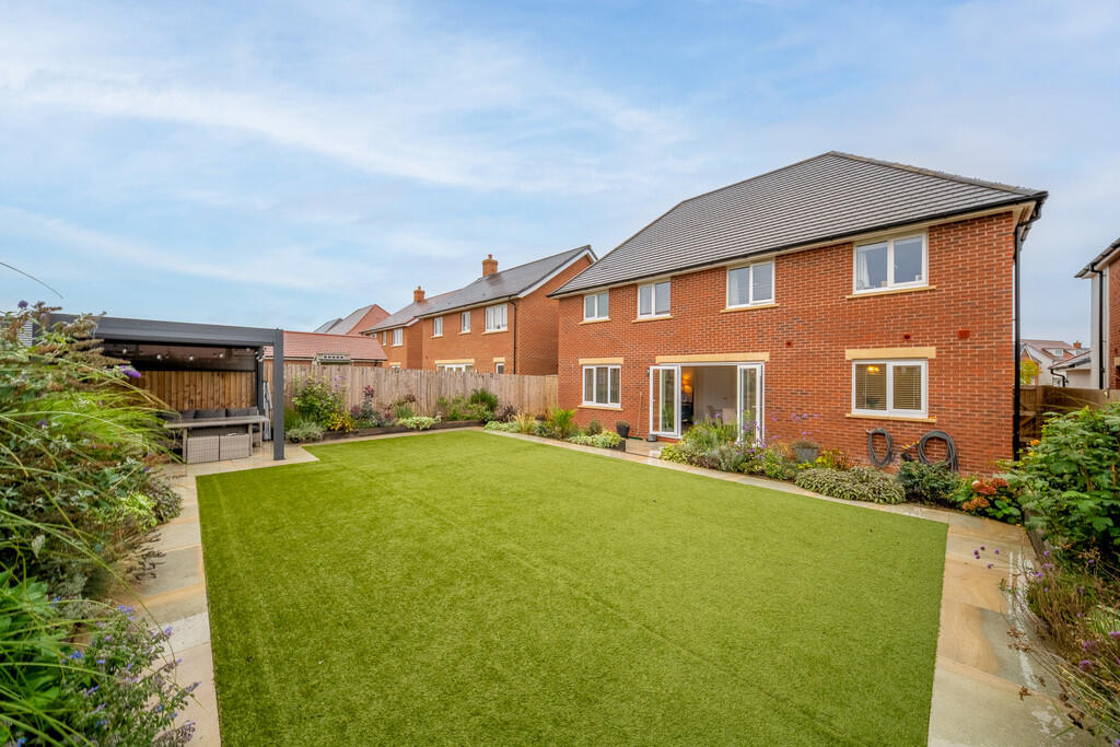 5 Curzon Avenue-4...