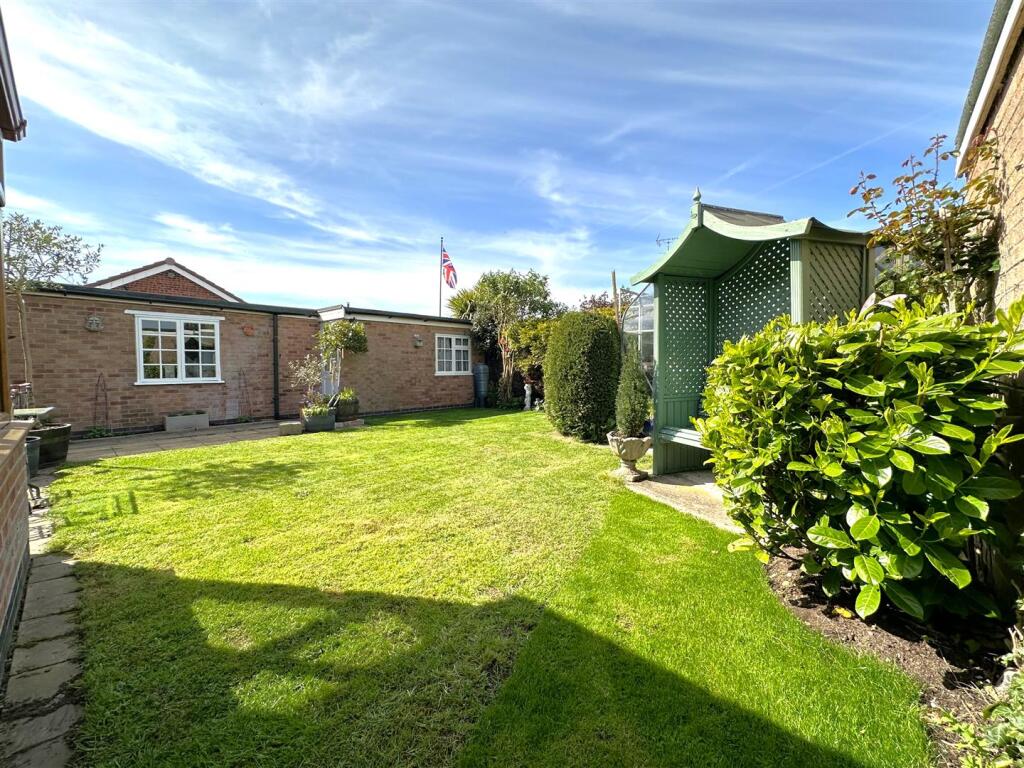 Private Rear Garden 574
