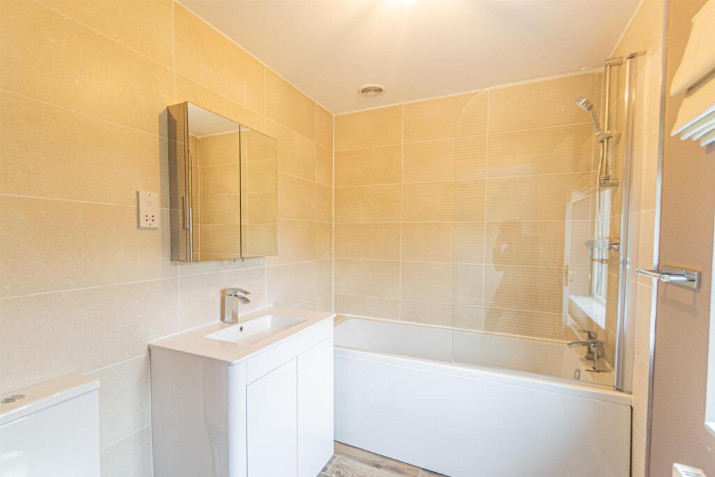 Family Bathoom
