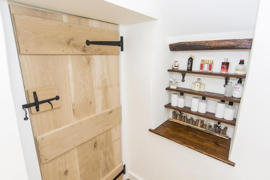 (Latch and Brace Doors)