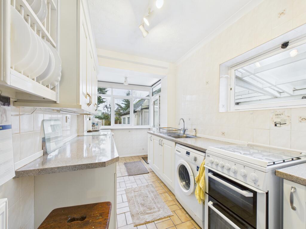 CAM05672G0-PR0094-STILL003