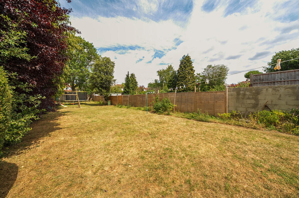 1314703-12-685a5d...