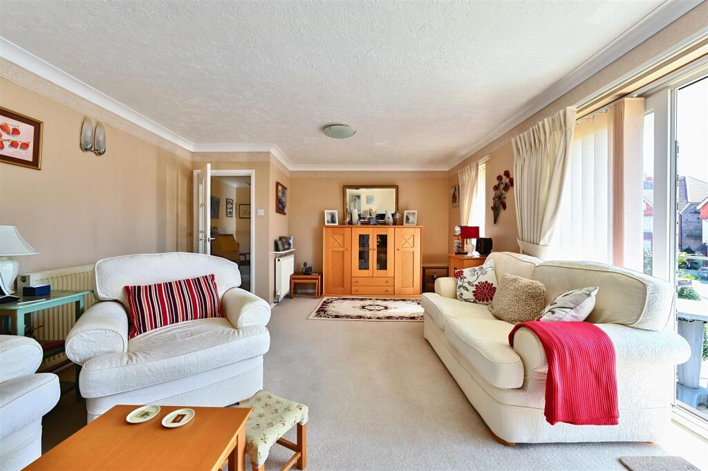 3 COOKHAM DENE - BUCKHURST ROAD - TN401RU - PHOTOS