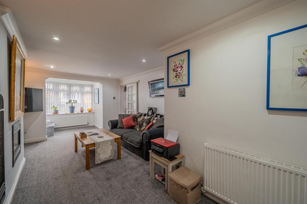 2 Nevern Walk-24.jpg