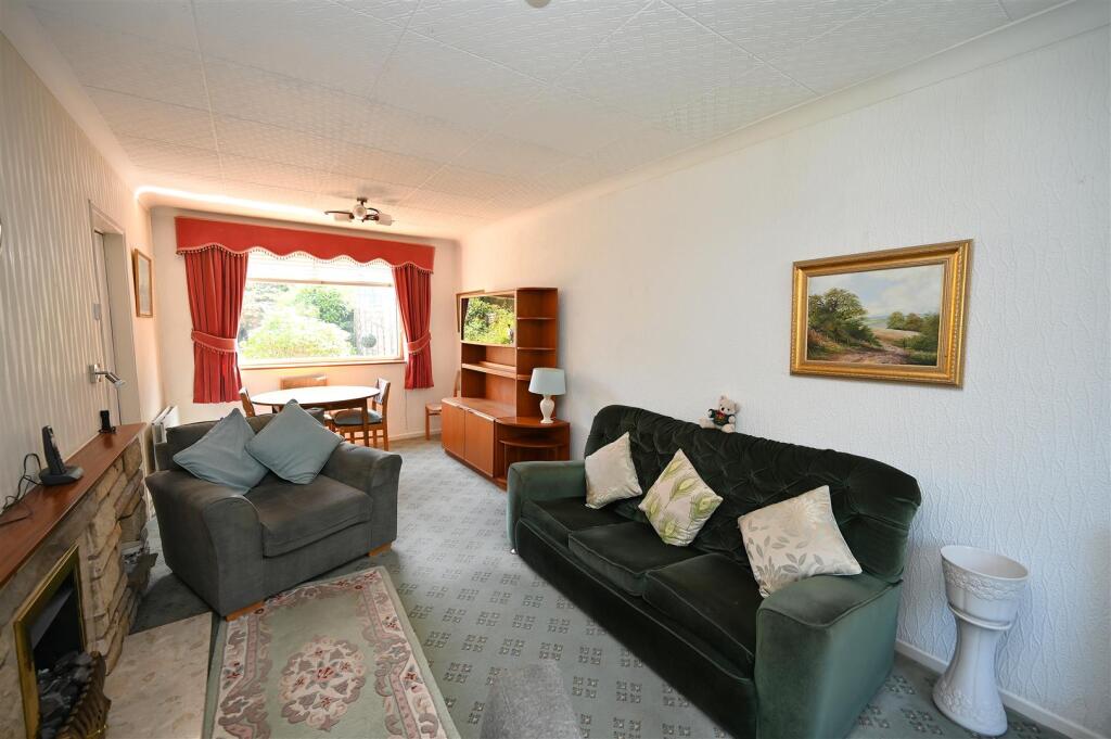 living room1.JPG
