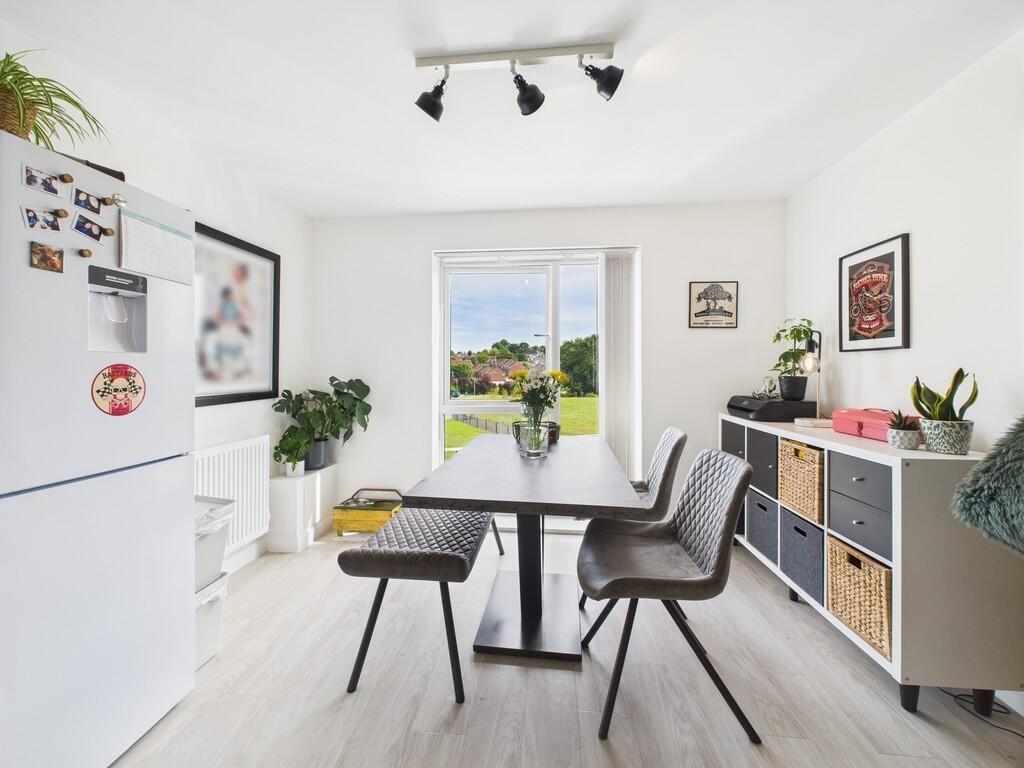 CAM02089G0-PR0518...