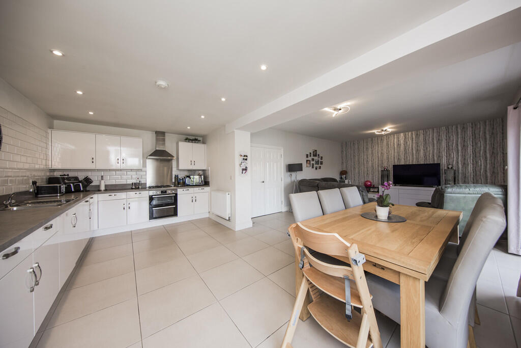 Kitchen Dining ro...