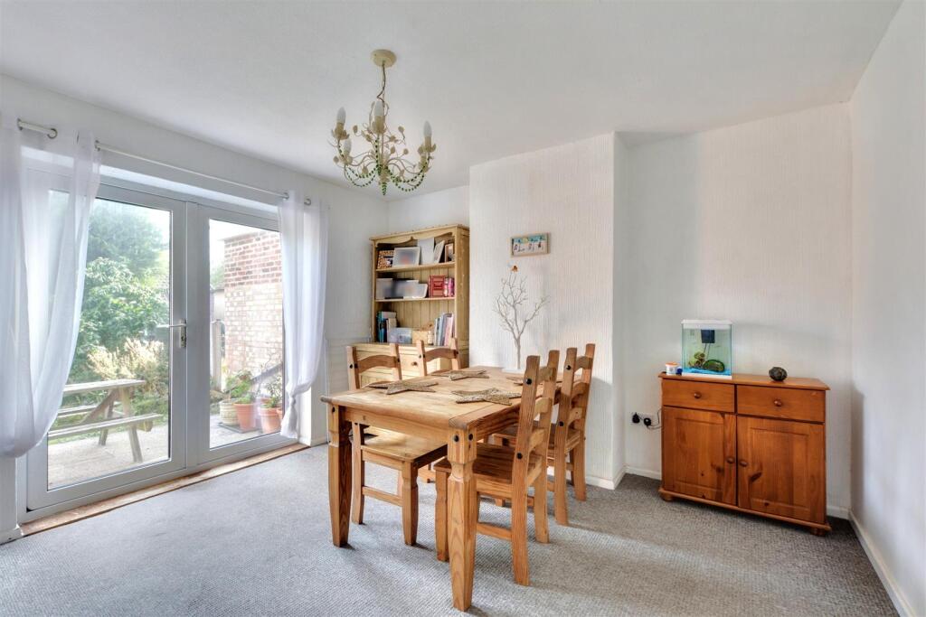 Dining Room (1).jpeg