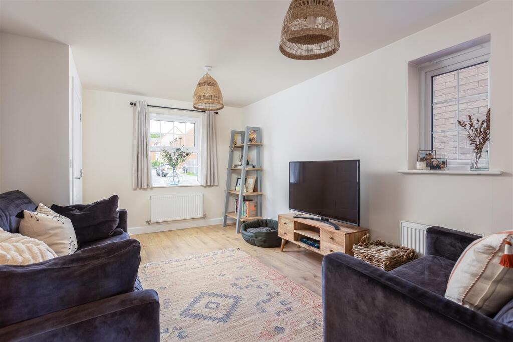 Dove Road 20 Sitting Room-1.jpg