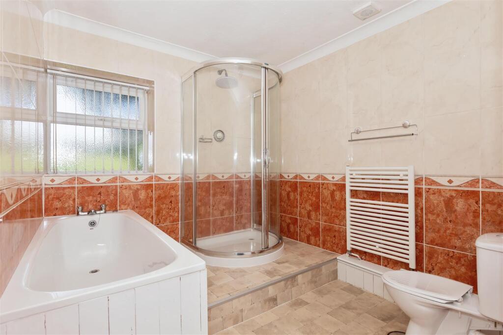 For Sale by Aspire Residential | London Road