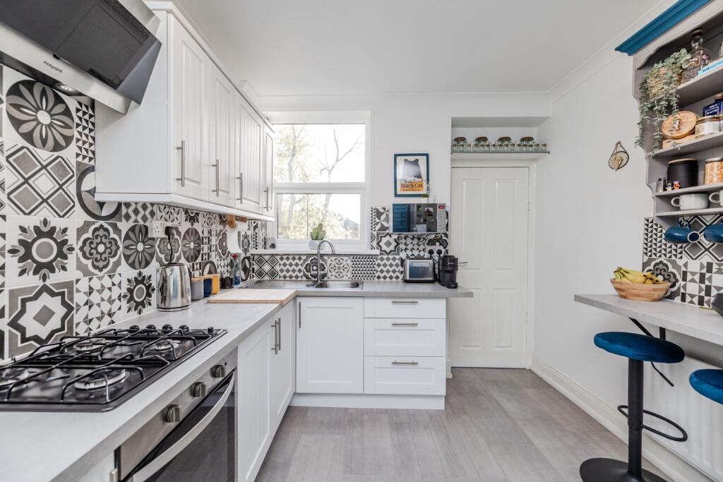 D.107VerneRoadNE297LS-8