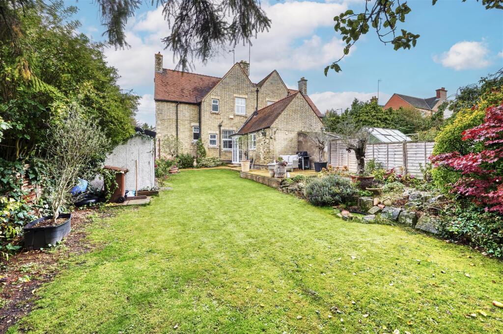 Wellingborough Rd Rushden-28.jpg