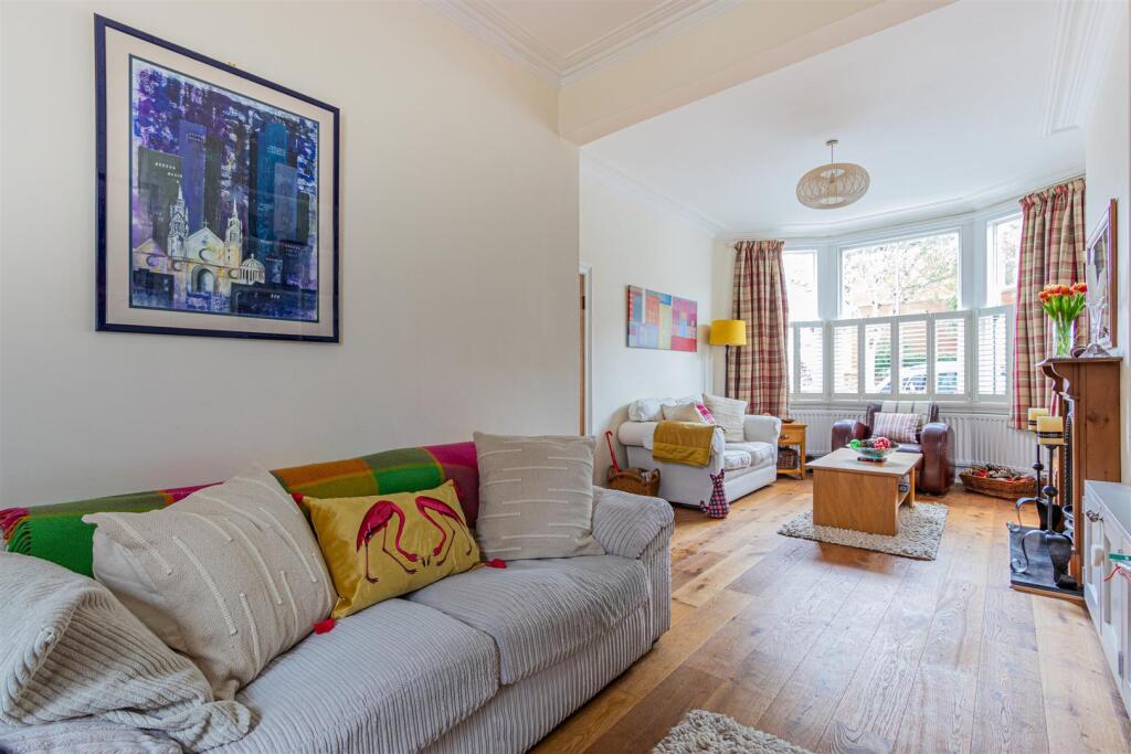 Kimberley Road 122-8.jpg