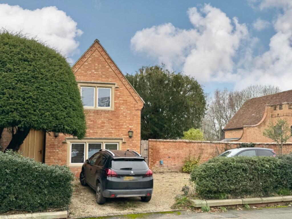 Annexe/Driveway 