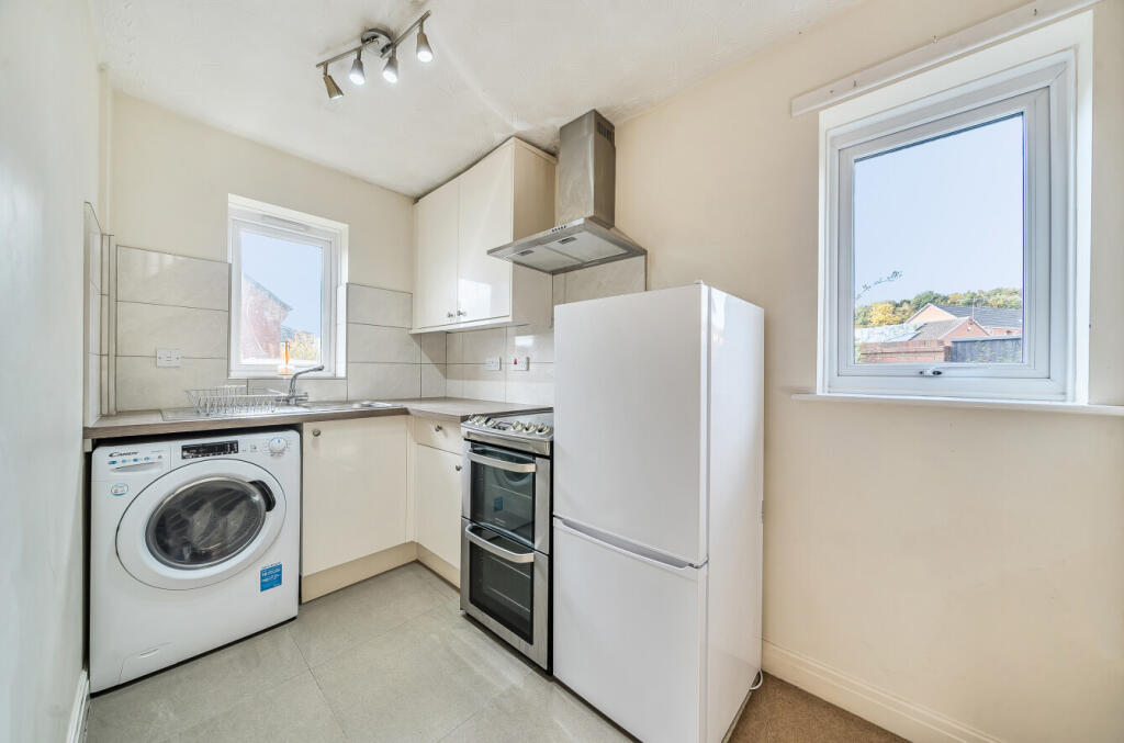 1373670-11-68ff6d...