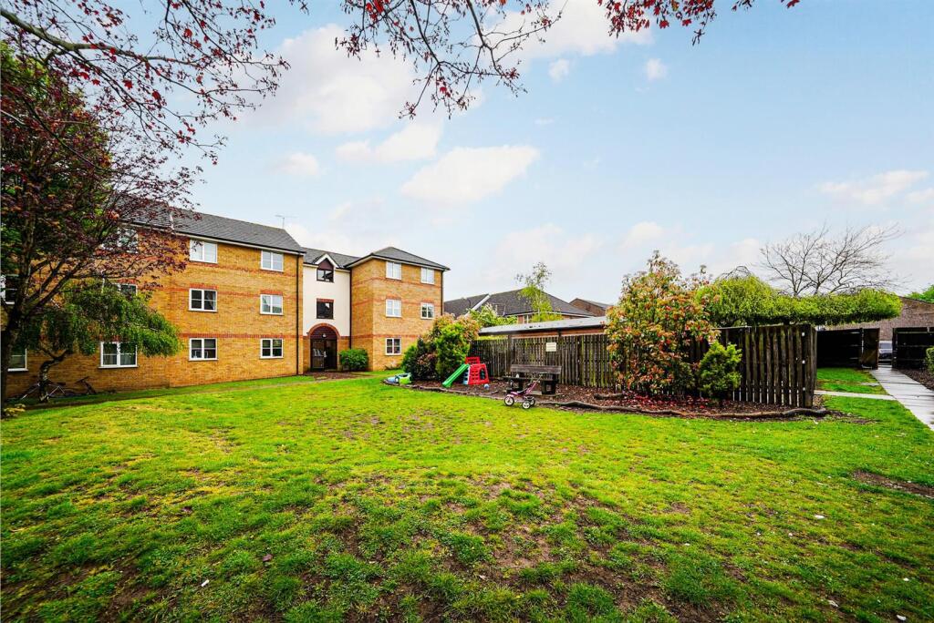 Thurlow Close-15_web.jpg