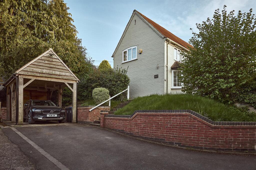 Callow Hill Cottage 4.jpg