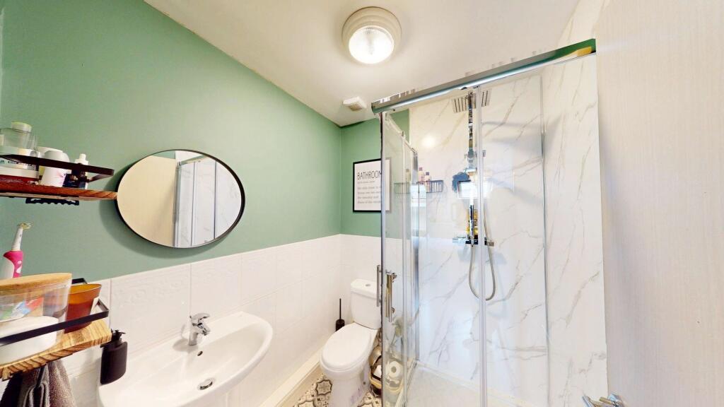 Ensuite