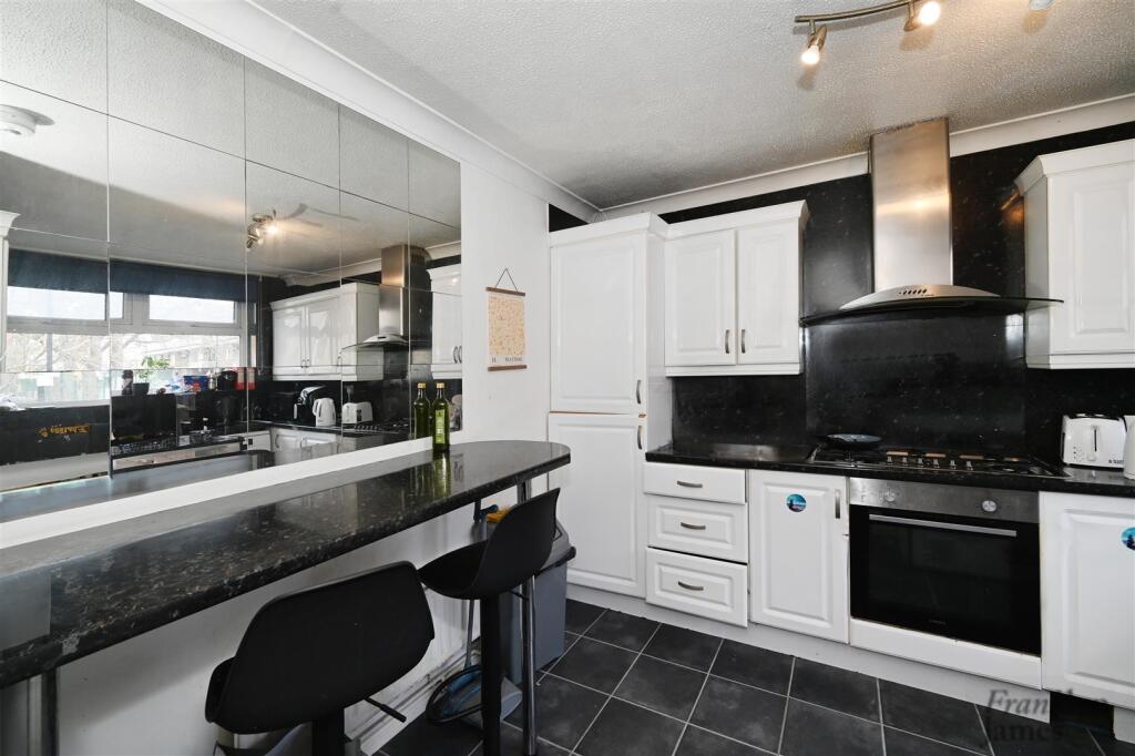 Pigott-Street (6).JPG