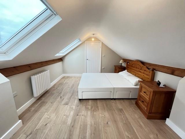 bedroom 4.jpg
