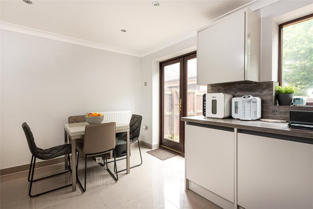 Kitchen/Dinign Rm