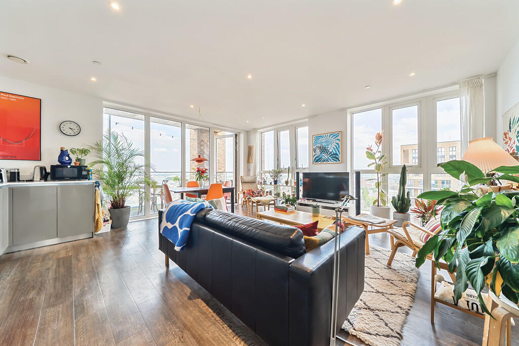 1309347-1-684aead...