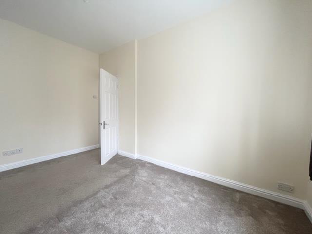 Master Bedroom 1.jpg