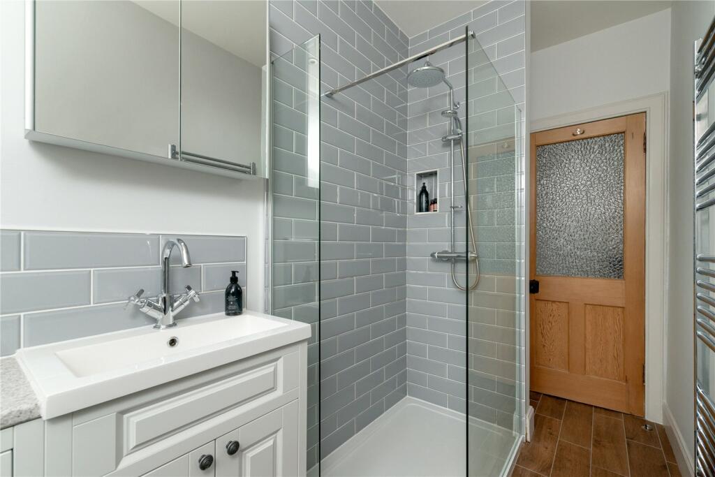 Moira Terrace 29