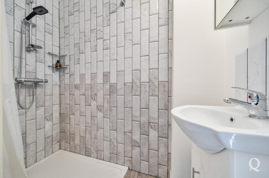 bc092437-0d96-4a3...