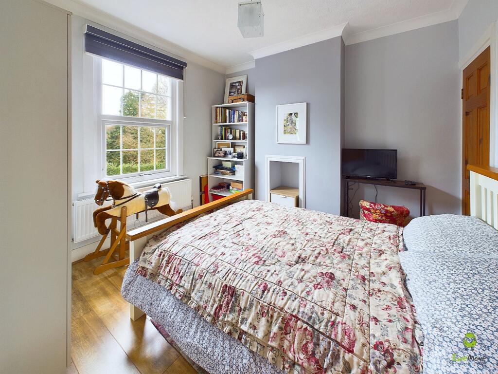 bedroom 2.1
