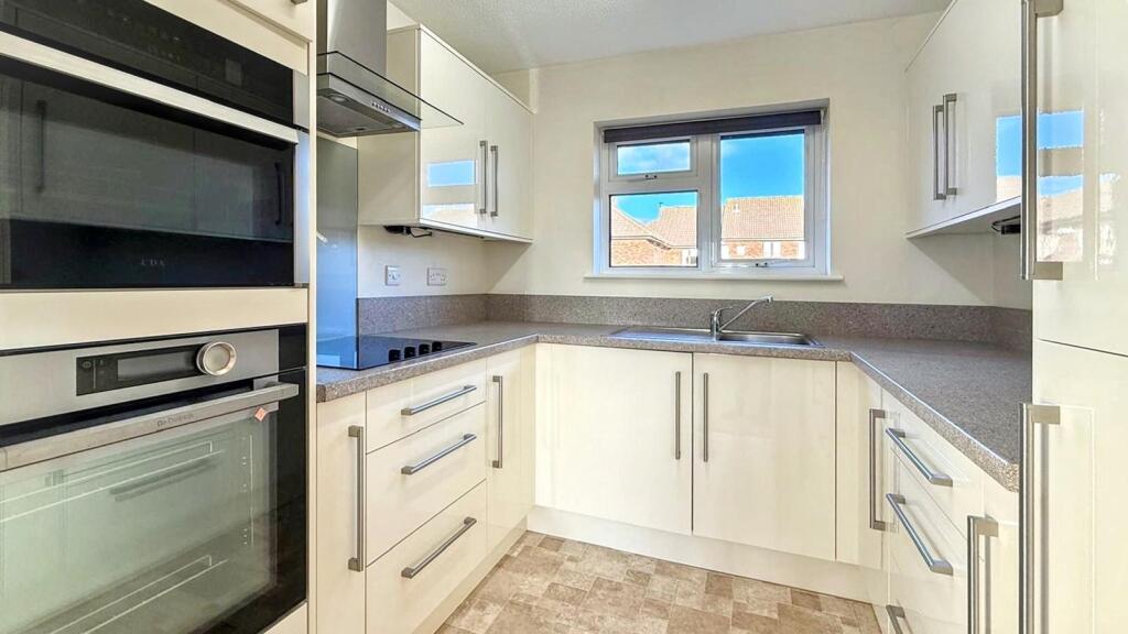 PHOTO-2025-11-25-16-14-40 (4).jpg