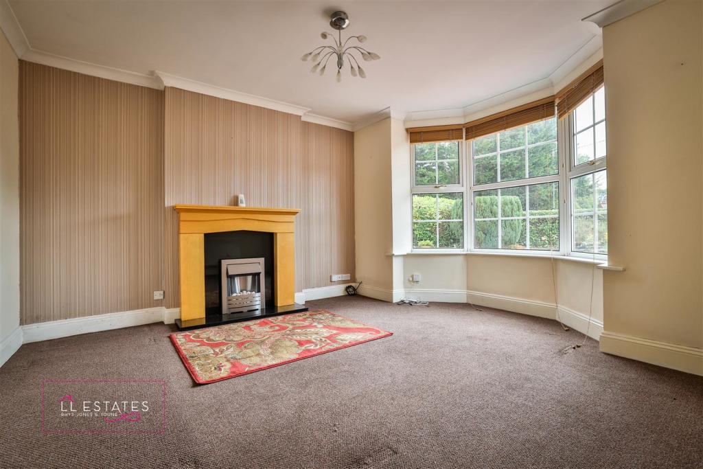 Bryn Awel House inside-9.jpg