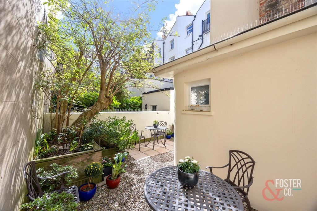 Lansdowne Place, 44-024.jpg